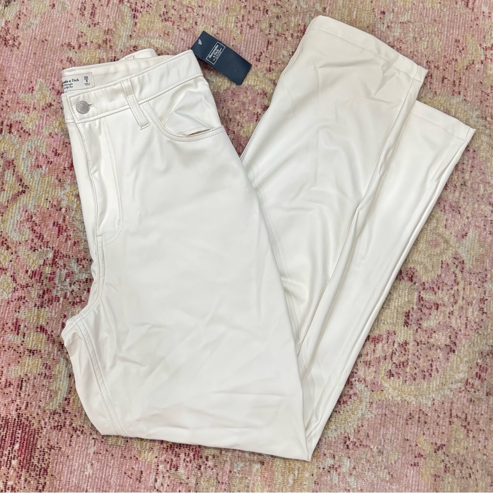 NWT SEE PHOTOS: Abercrombie Curve Love Leather Straight Leg Pants Sz 8 - STAINED